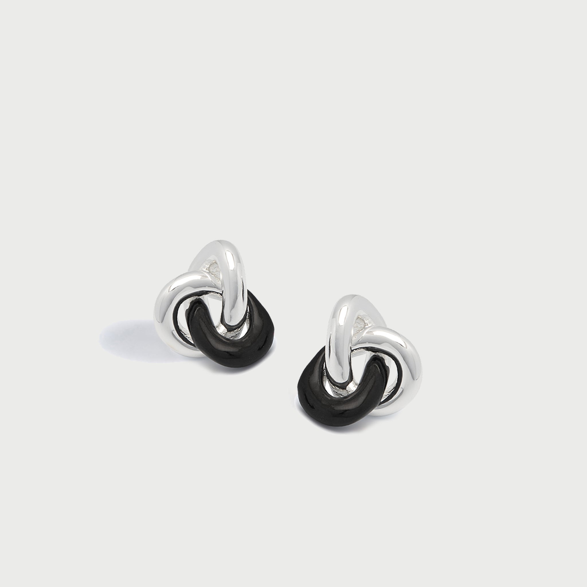 Seva Midi Face on Stud in Silver and Black